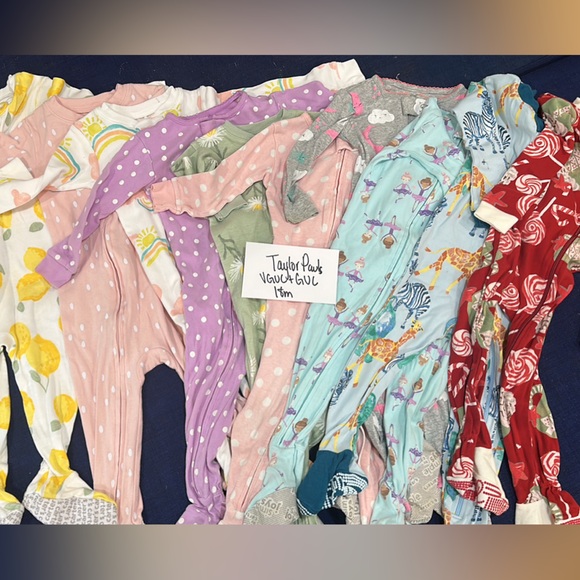 10 Carter and Burt’s Bee Baby 18m sleepers in VGUC - Picture 1 of 2